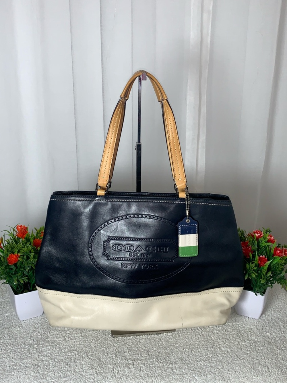 GUC Coach Two-Tone Leather Heritage Logo Large Tote